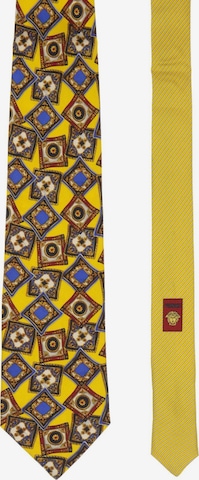 Gianni Versace Tie & Bow Tie in One size in Yellow: front