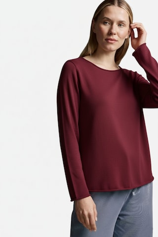 Cotton Candy Shirt in Red: front