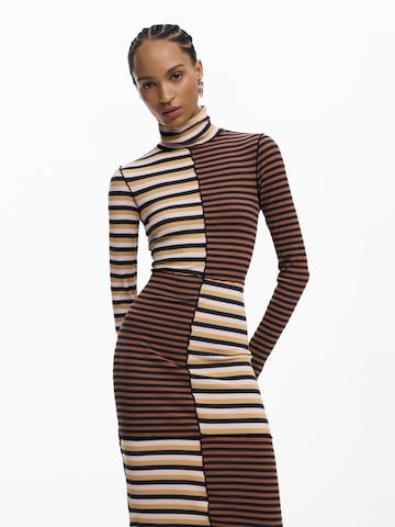 Desigual Φόρεμα σε ανάμεικτα χρώματα