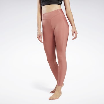 Reebok Skinny Spodnie sportowe w kolorze różowy: przód