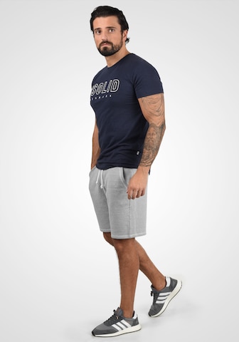 !Solid Regular Sweatshorts 'Toljan' in Grau