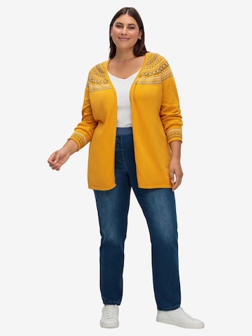 SHEEGO Knit Cardigan in Yellow