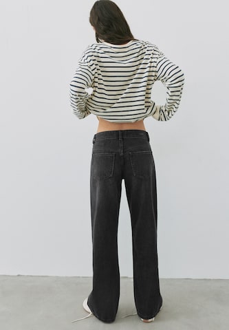 Pull&Bear Regular Дънки в черно
