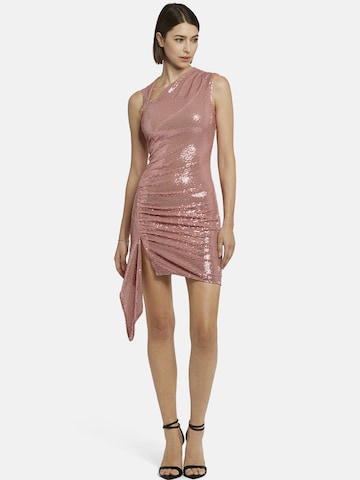 Nicowa Cocktail Dress in Pink: front