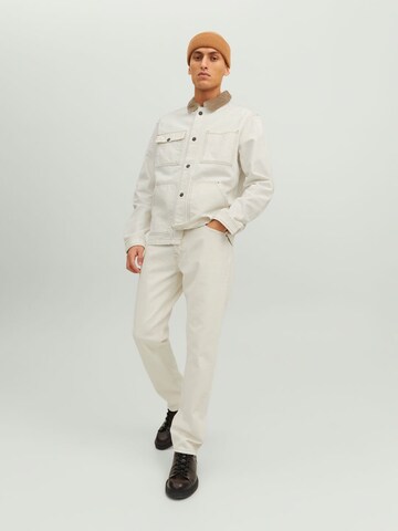 JACK & JONES Loose fit Jeans 'Chris' in White