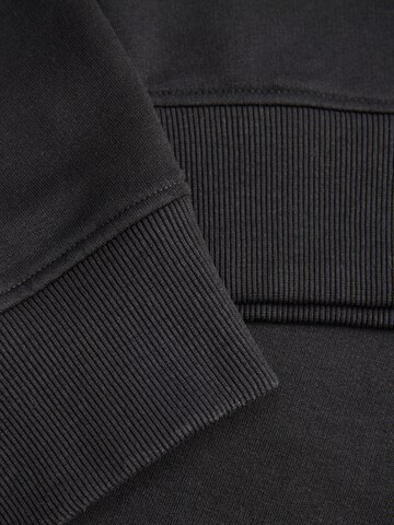 JACK & JONES Sweatshirt in Black