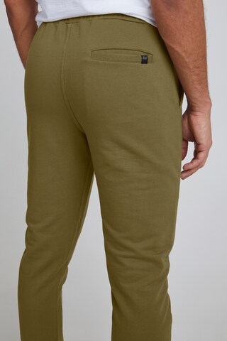 BLEND Slimfit Stoffhose in Grün