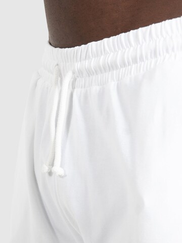 Regular Pantalon de sport 'Valentin' Smilodox en blanc