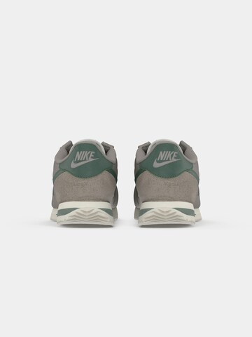 Nike Sportswear Низкие кроссовки 'Cortez' в Серый