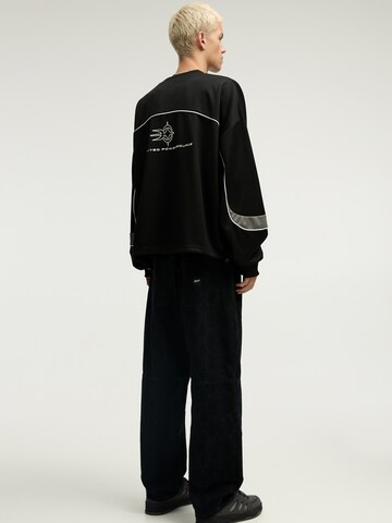 Felpa di Pull&Bear in nero
