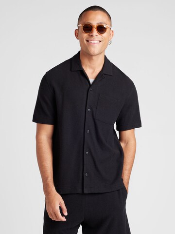 GAP Regular Fit Skjorte i sort: forside