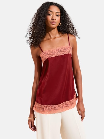 Friends Like These Топ в Красный: спереди