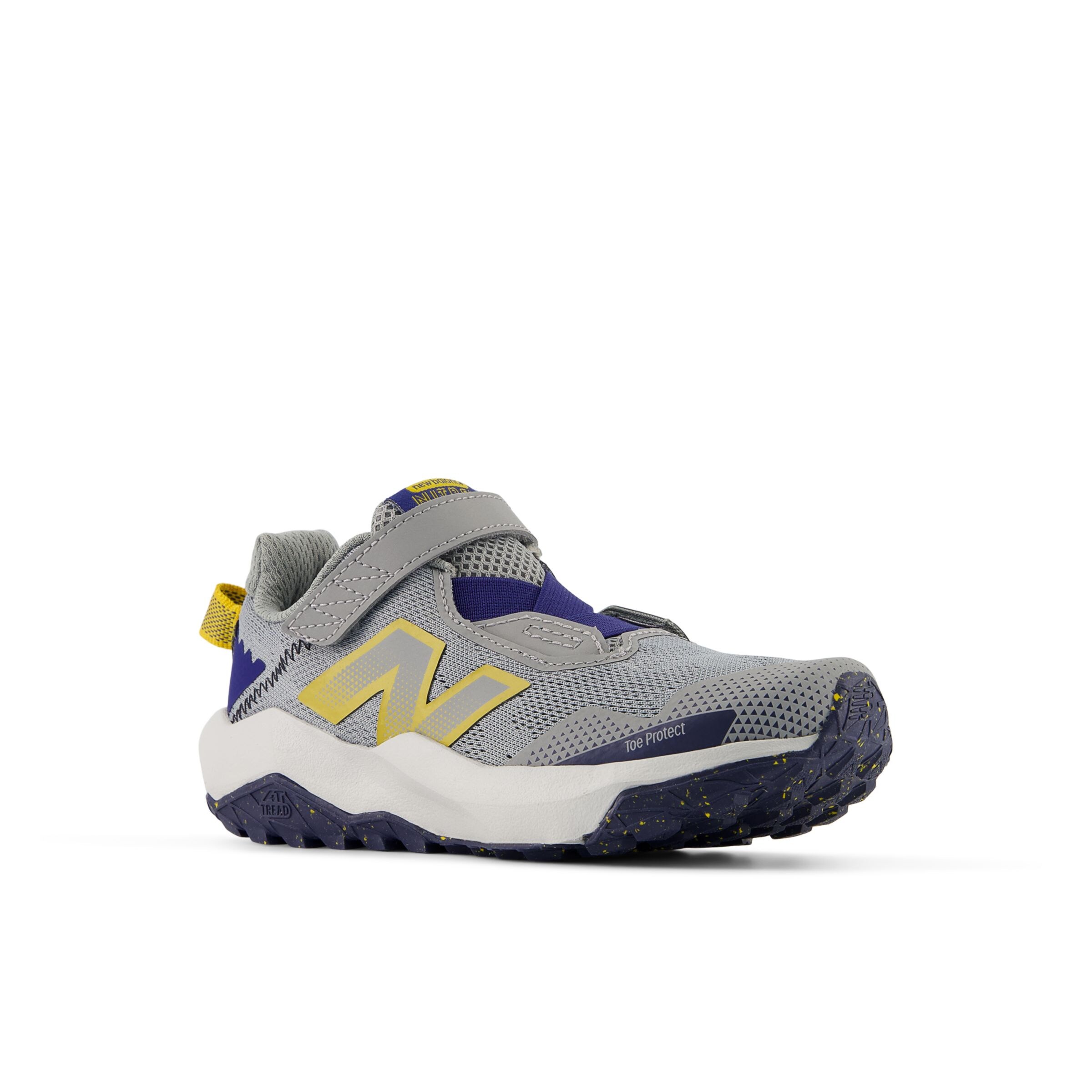 new balance Sports shoe in Grey: front