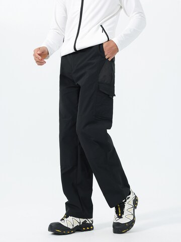 Youthup Regular Cargo Pants in Black
