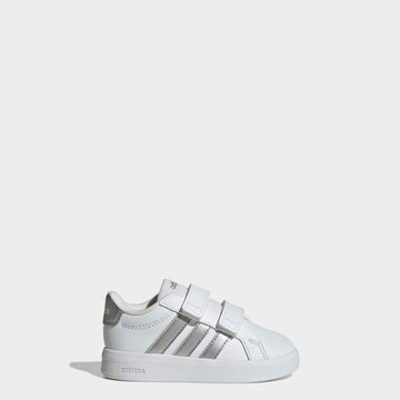 ADIDAS SPORTSWEAR Sneakers in White