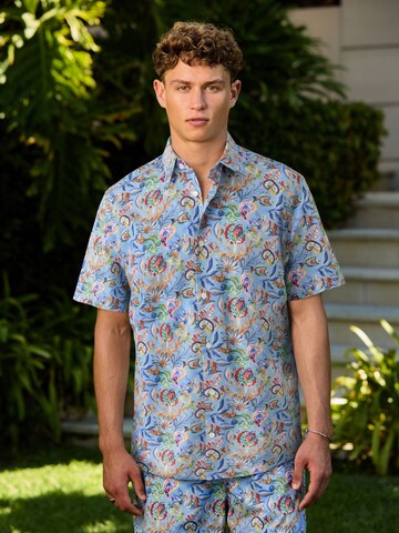 Coupe regular Chemise 'Signature' Next en bleu : devant