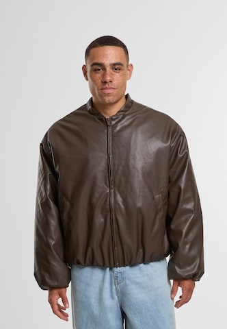 Another Cotton Lab Between-season jacket in Brown: front