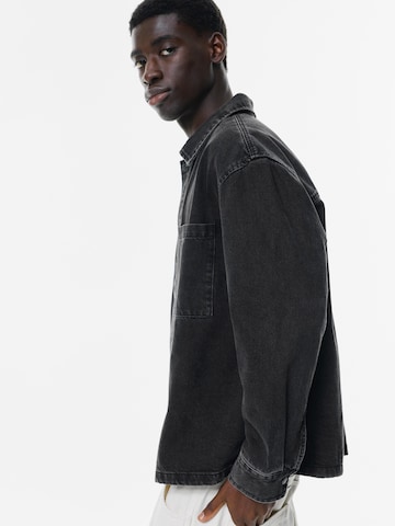 Veste mi-saison Pull&Bear en noir
