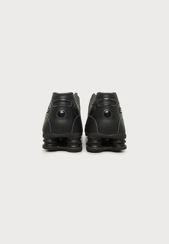 Nike Sportswear Tenisky 'Shox NZ' – černá