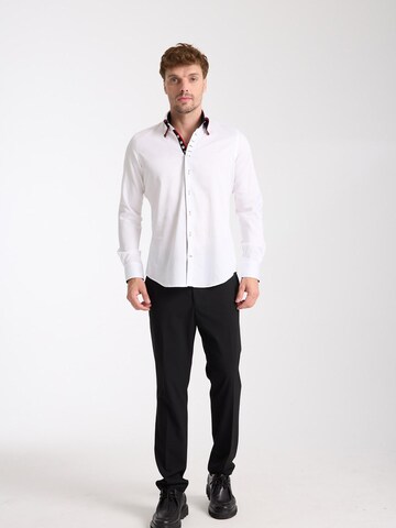 7Camicie Slim fit Zakelijk overhemd 'Vesuvio Iconic Satin Man Shirt Black' in Wit