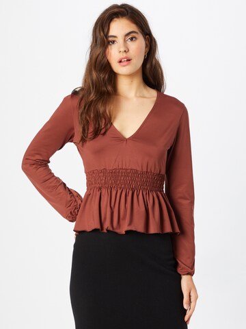 T-shirt 'Zoey' ABOUT YOU en marron : devant