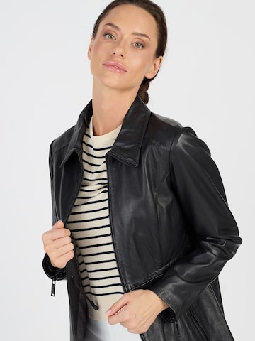 JCC Jacke in Schwarz