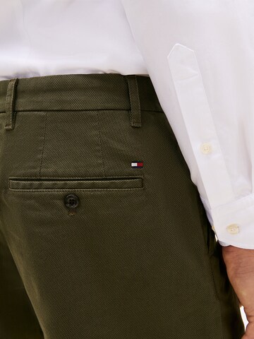 TOMMY HILFIGER Regular Chino 'Harlem' in Groen