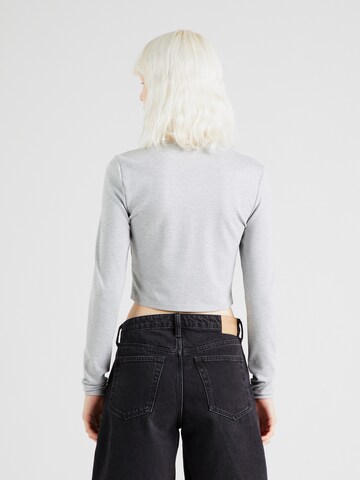 STUDIO SELECT - Camiseta 'Ela' en gris