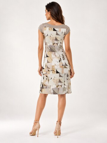 conquista Dress in Grey