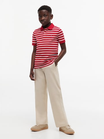 TOMMY HILFIGER Тениска в червено