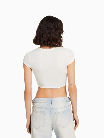 T-shirt Bershka en blanc