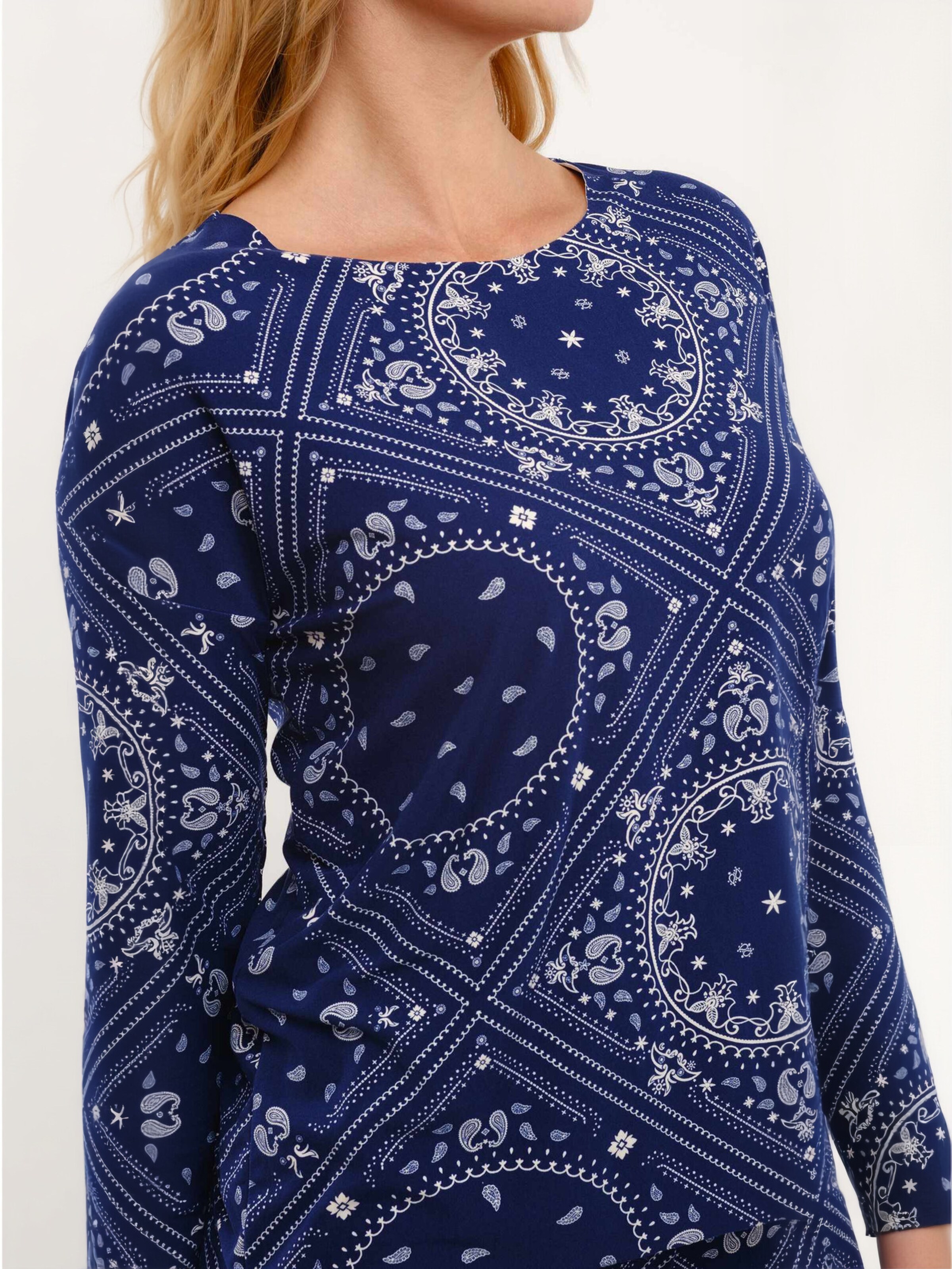 Maglietta ' ALMA ' di Liberte Essentiel in blu