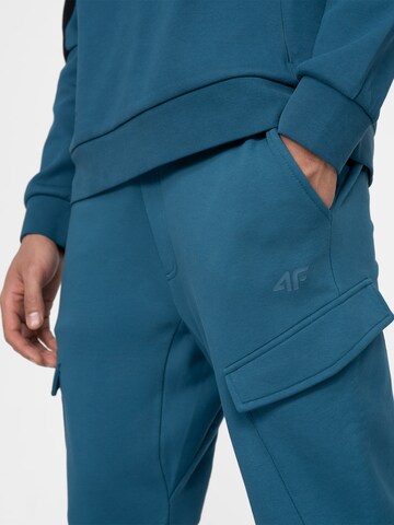 4F Tapered Sportbroek 'SPMD011' in Blauw