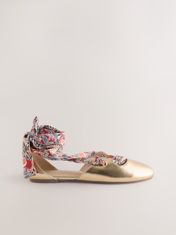 Next Sandaler i guld