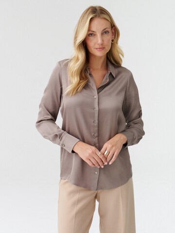 TATUUM Blouse 'NIKA' in Brown: front