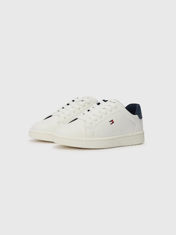 TOMMY HILFIGER Sneaker '2COOL4SKOOL' in Weiß: Vorderseite