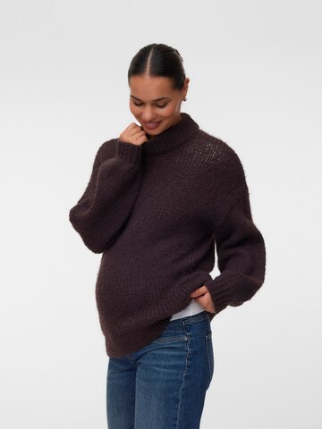 Vero Moda Maternity - Jersey 'MAYBE' en marrón: frente