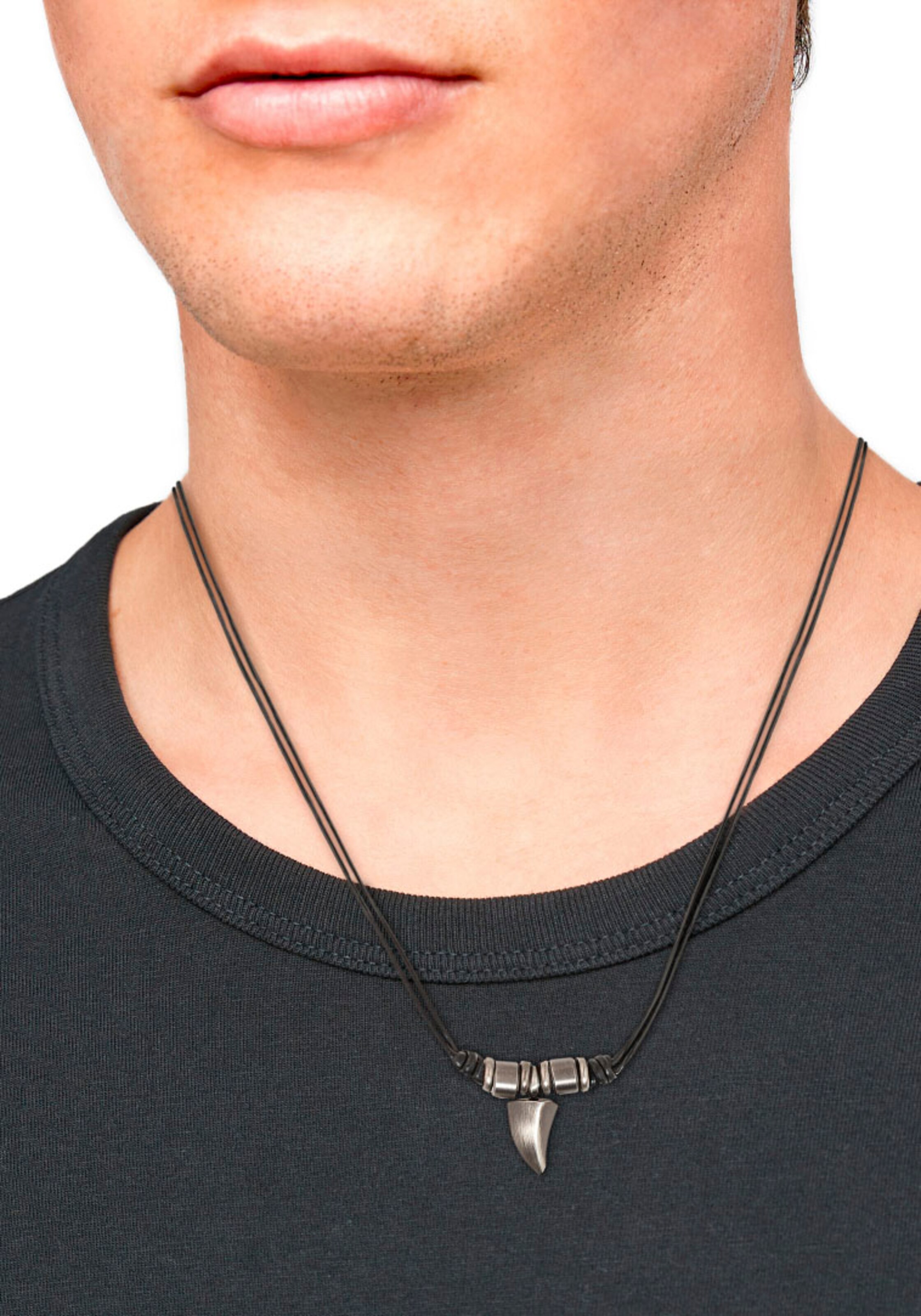 s.Oliver Necklace in Grey