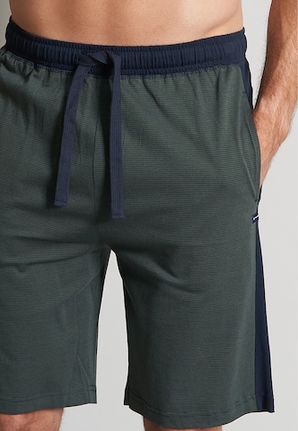 Pantaloncini da bagno di TOM TAILOR in verde: frontale