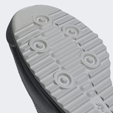 ADIDAS ORIGINALS Sneaker low 'Sl 72 RS' i grå