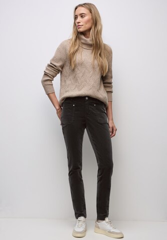 STREET ONE Slim fit Pants 'Yulius' in Brown