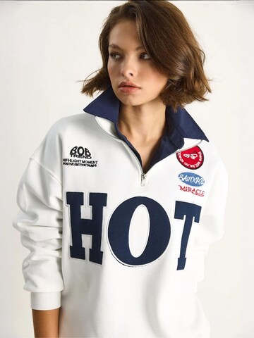 Sweat-shirt Bianco Lucci en blanc