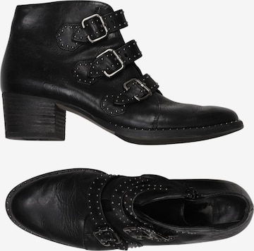 Paul Green Stiefelette 38 in Schwarz: Vorderseite