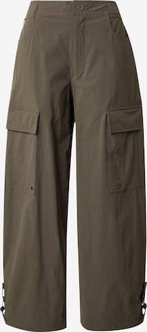 žalia ADIDAS ORIGINALS Plačios klešnės Laisvo stiliaus kelnės 'Ess': priekis