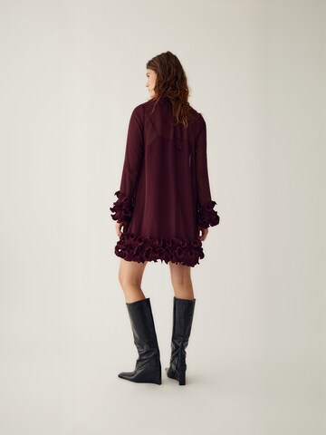 Noella Dress ' Latania ' in Red: back