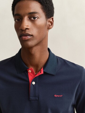 T-Shirt GANT en bleu