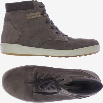 LOWA Sneakers & Trainers in 43,5 in Brown: front