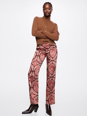 Regular Pantalon à plis 'Dakota' MANGO en rouge