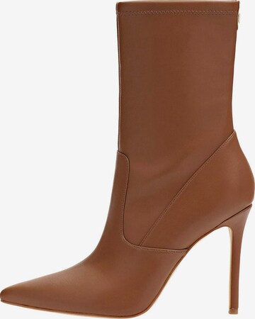 GUESS Boots in Brown: front