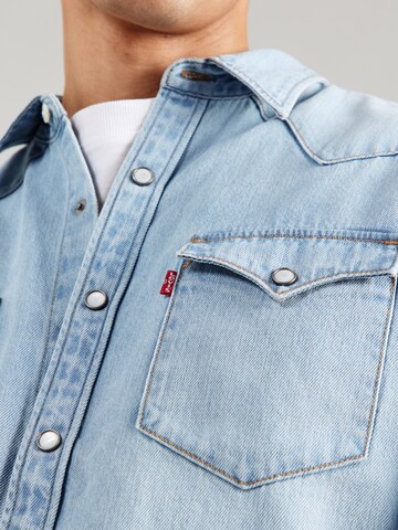 LEVI'S ® - Ajuste regular Camisa 'Barstow Western Standard Fit Shirt' en azul